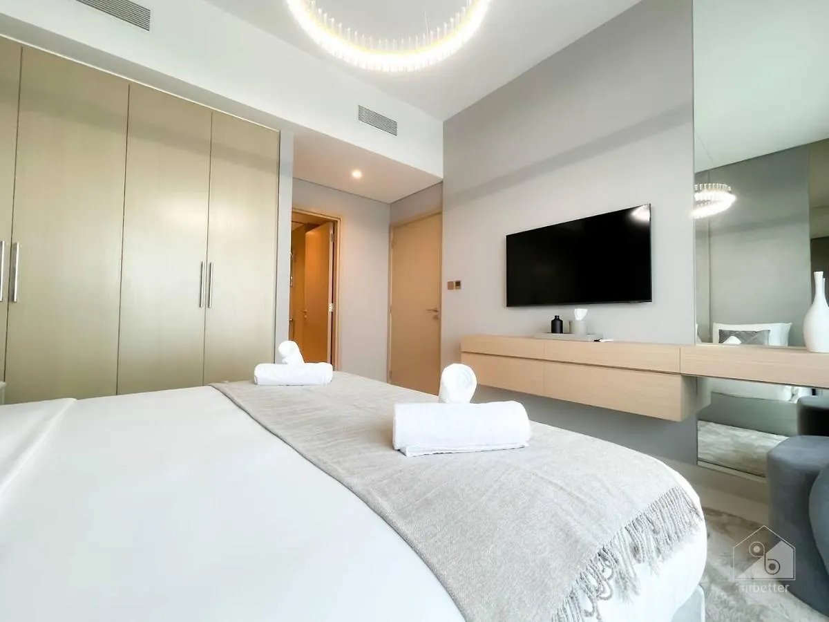 New! Modern Elegance 2B In Burj Royale Downtown Apartment Dubai